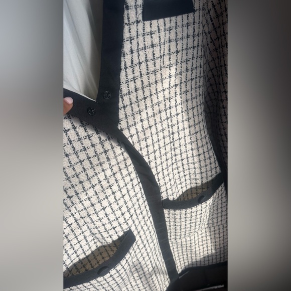 Urban Revivo Tweed Plaid Contrast Trim Dress - Picture 6 of 12